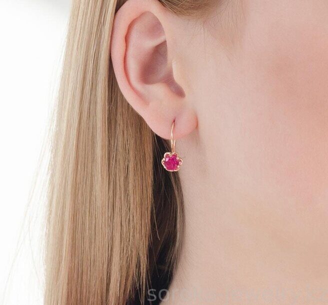 Серьги из золоченого серебра с рубинами (6432500418744410 )